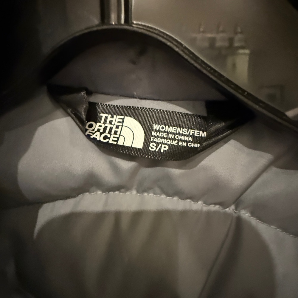 The North Face Women's Gray Puffer Vest - Picture 3 of 3